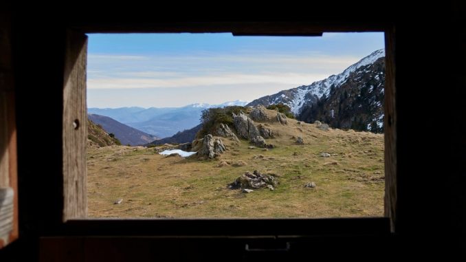 Viex from the inside of Cabane du Col D'Eliet in the French Pyrénées